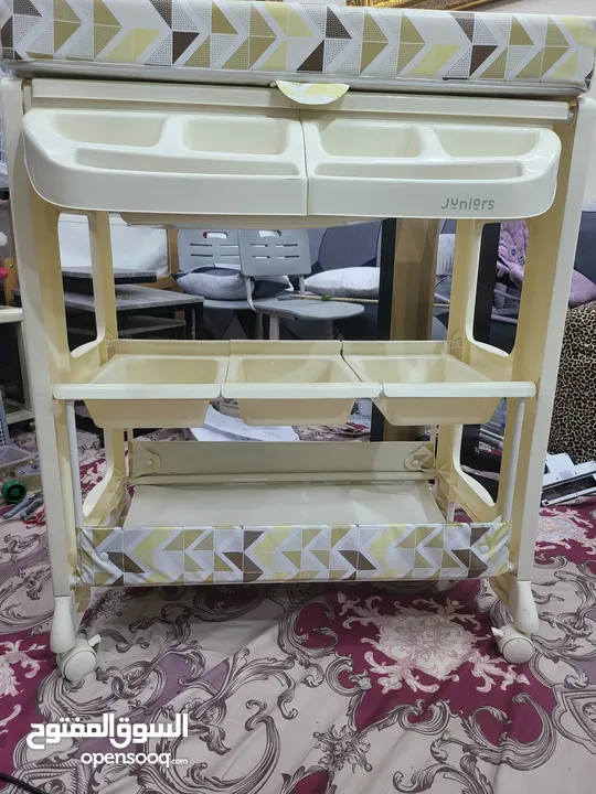 بيع الأثاث ومستلزمات الأطفال وإكسسوارات الحيوانات الأليفة وأقفاص الطيور  birds cages baby   items