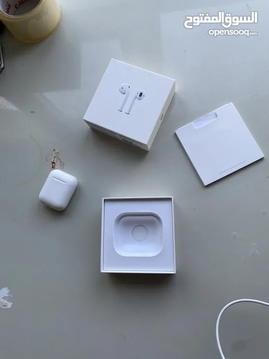 airpods gen1 (used for one month and super clean)