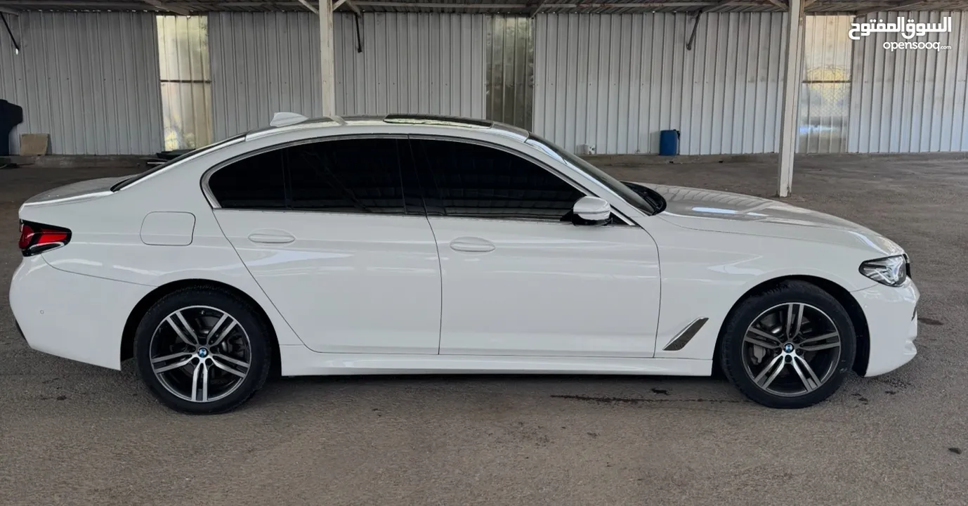 Bmw 530 e 2021 plug-in غير مكمركة