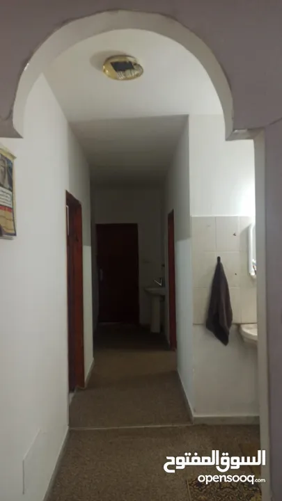 شقه للبيع بموقع مميز بسعر مناسب
