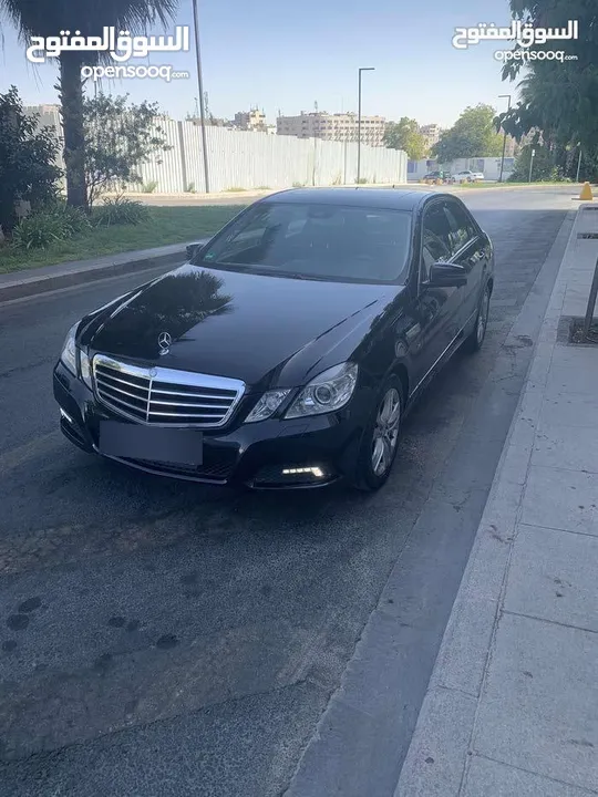 مرسيدس E250 فل الفل عدا البانوراما موديل 2010 بحالة الوكالة