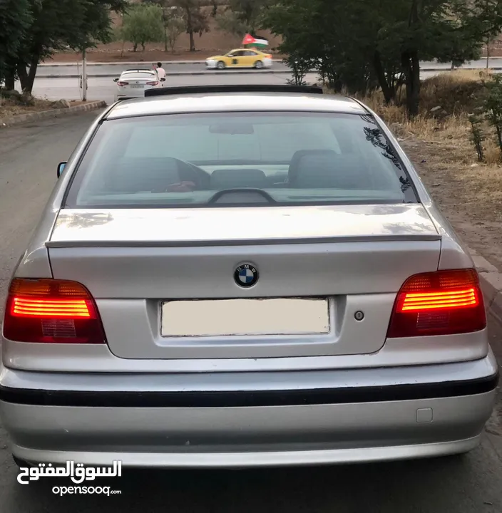 بي ام دب e39 موديل 2000 520ia    BMW E 39 520 IA model 2000 للبيع بسعر 4200 دينار فقط