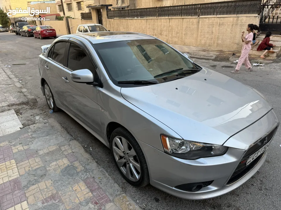 سيارة للبيع