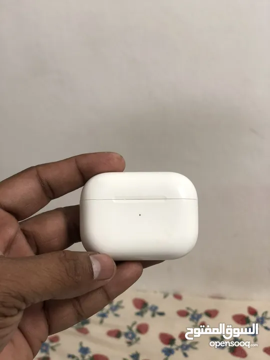 AirPods apple