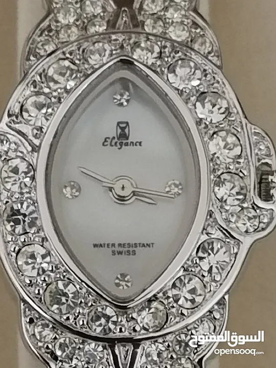ساعه نسائية Louis Cardin فضة اصليه جديده للبيع