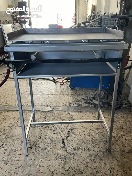 جريل شواء صناعة ممتازة جداً بلاطة 6 ميلي باحجام مختلفة المصنع للمستهلك مباشرة.