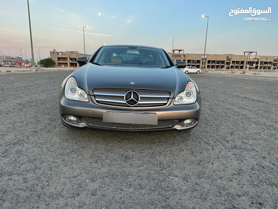 مرسيدس CLS 280 في قمة النظافة