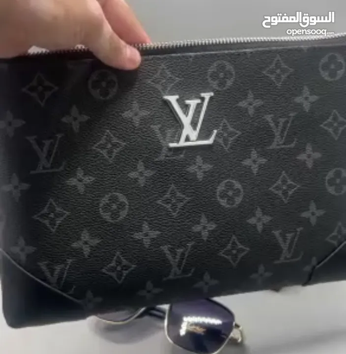 شنط رجالي ماستر