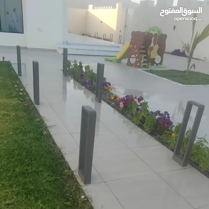 خدمات تصميم وتنسيق وصيانة الحدائق باحترافية  Professional garden design, coordination and maintenanc