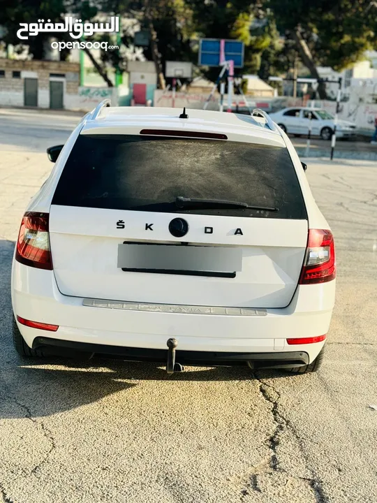 سكودا اوكتافيا ترخيص 2019