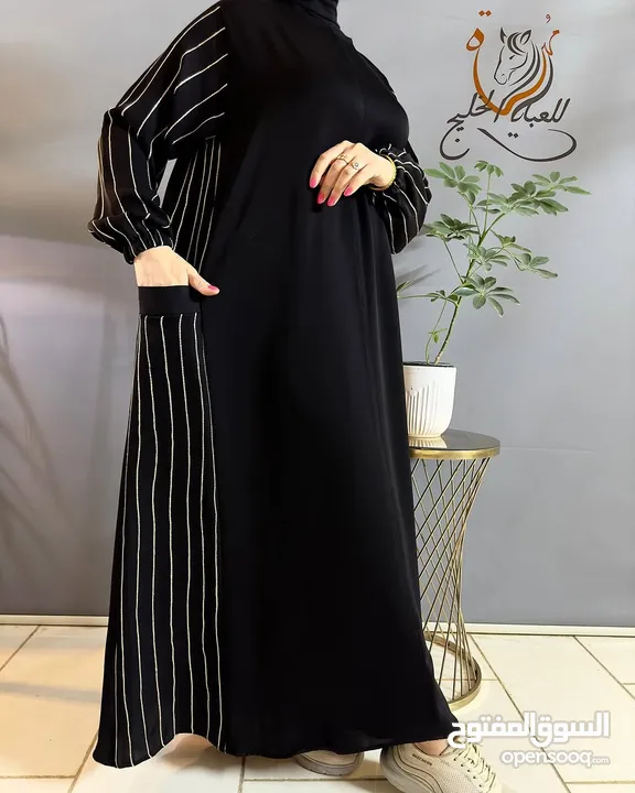 تشكيلة من عبايات الحبر