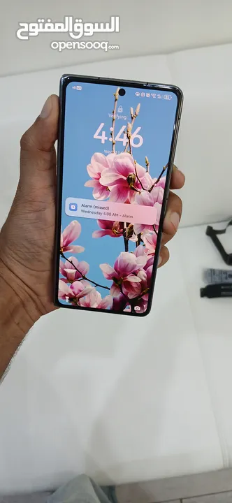 Huawei mate x3 with original earboods and huawei D smart watch