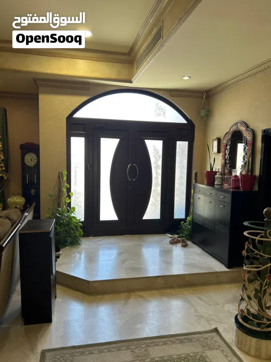 للبيع فيلا بناء شخصي في مدينة حمد الدوار العاشر قريبة من الخدمات والمدارس وحديقة الروضة