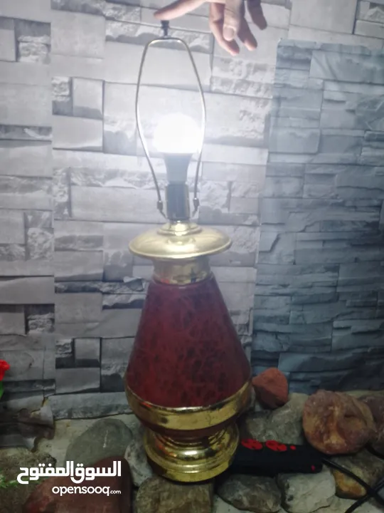 ثريات تعليق لاطلالة هادئة ولبيت عصري وانيق الوحدة ب2 دينارين والفازة ب3 ثلاثة دنانير