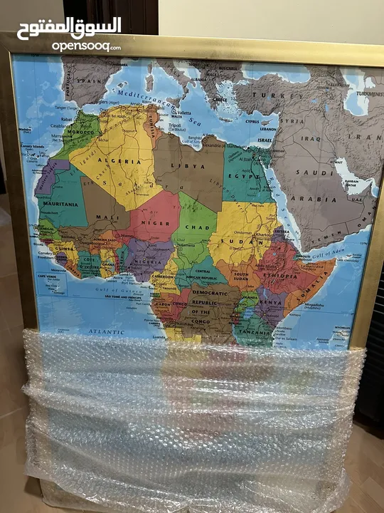 لوحات خرائط العالم