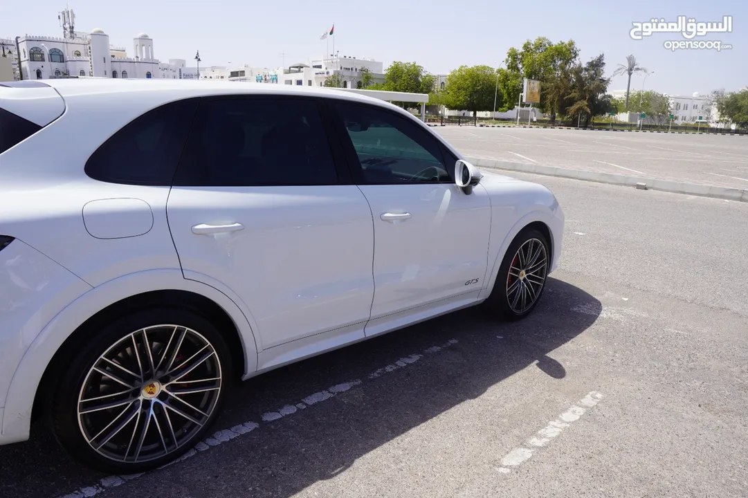 2023 Porsche Cayenne GTS 8 cylinder Oman SATA  under warranty