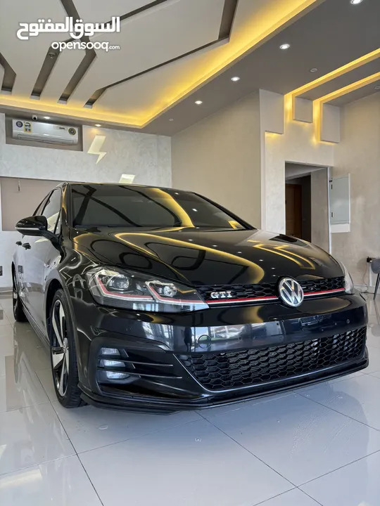 فولكسفاغن 2019 GTI خليجي للبيع