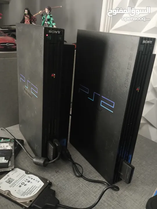 جهازين ps2 واحد مهكر والثاني محتاج العاب الجهازين مع بعض 250 شيكل وسعر الجهاز الواحد 150شيكل