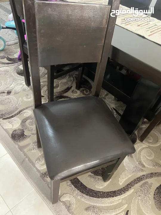 طاولة سفرة مستعملة للبيع