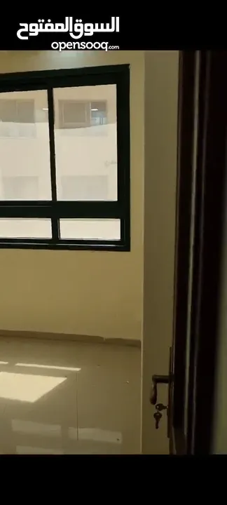 مكاتب صالات للايجار. مساحات حسب الطلب بأسعار مناسبه بدون خلو