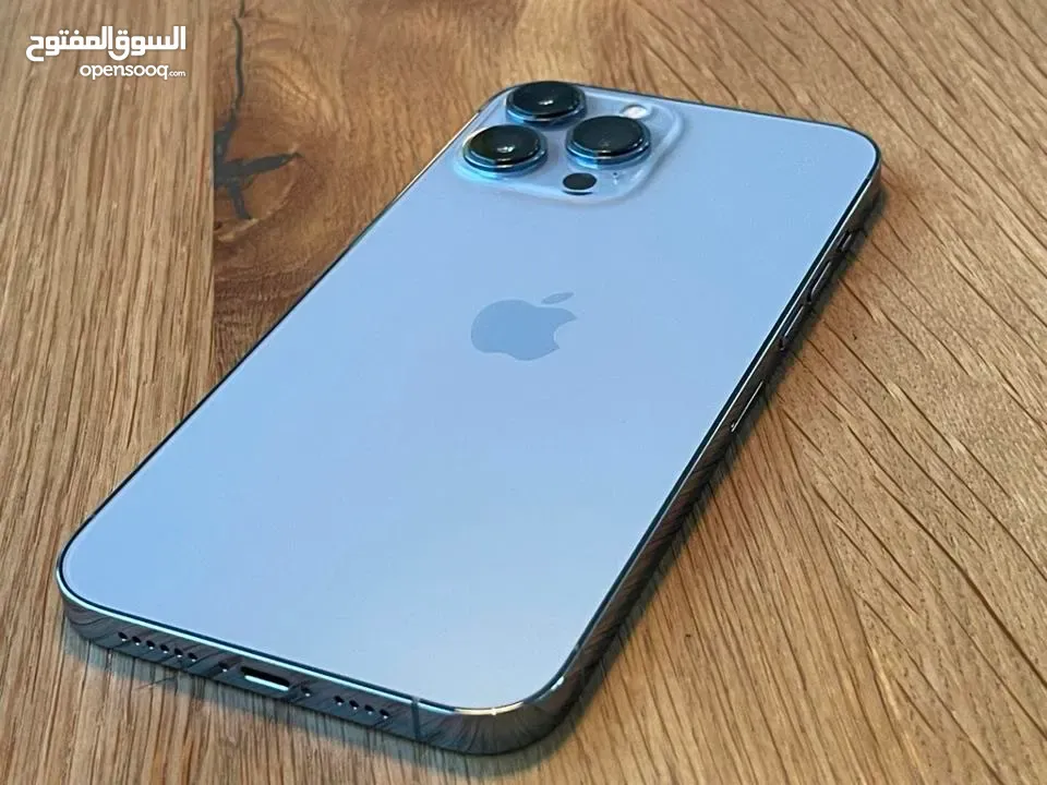 Iphone 13 Pro 256GBبحالة ممتازة جداً ولا خدش