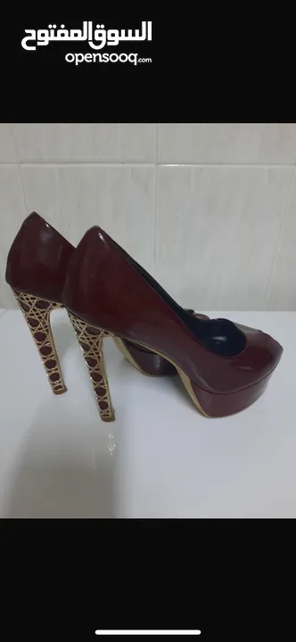 3 شوز هيلز ماركات عالمية بحال الجديد نمره 38 ، 39 للبيع