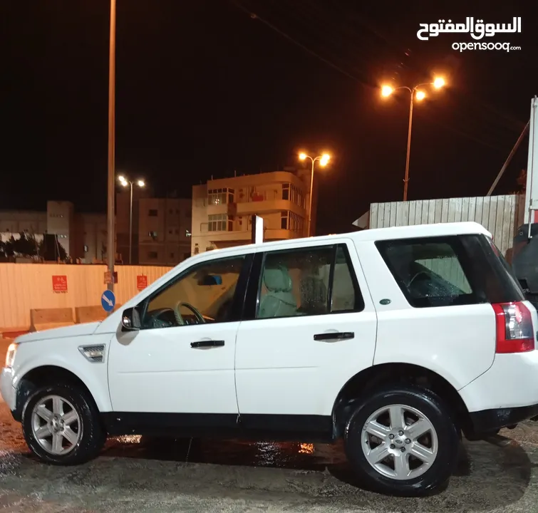 لاندروفر سعر حرق