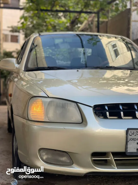 هونداي فيرنا 2001 نظيفة جدا