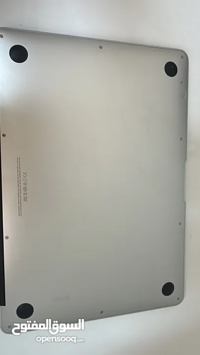 MacBook 2017 8GB حالة ممتازة مع شاحن