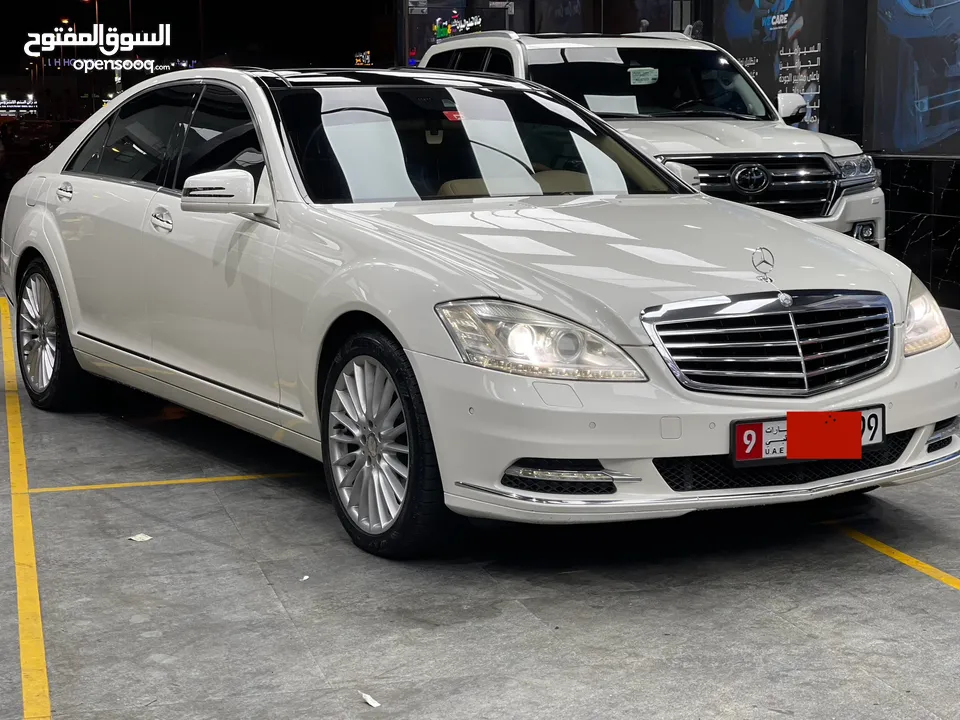 Urgent Mercedes Benz S300 like New