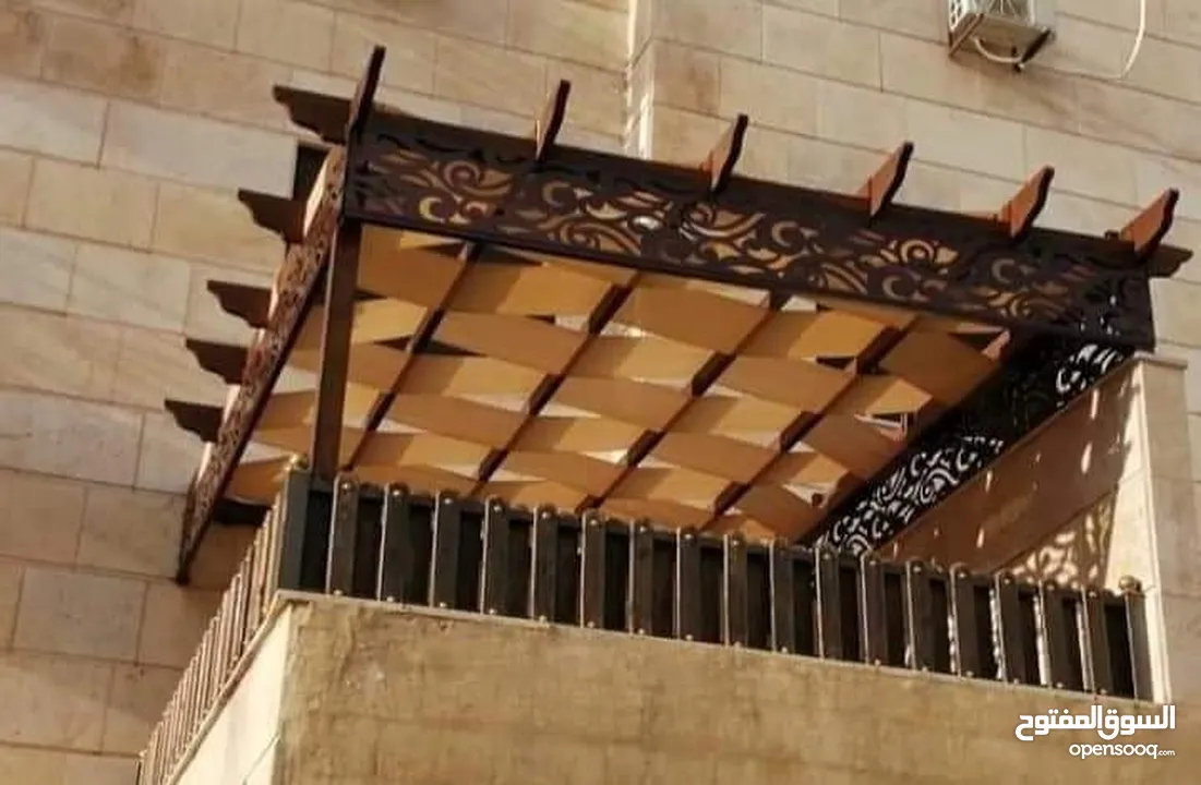 القيسي لكافة أعمال القرميد والحدادة وديكور والابرقولات وكرميد