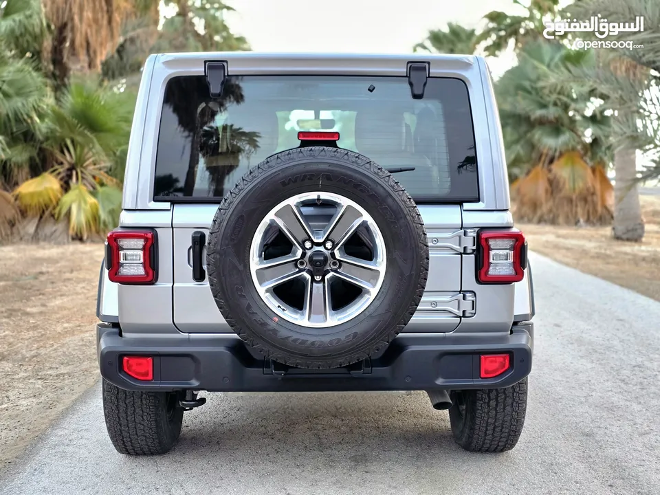 2021 Jeep wrangler Sahara fully loaded