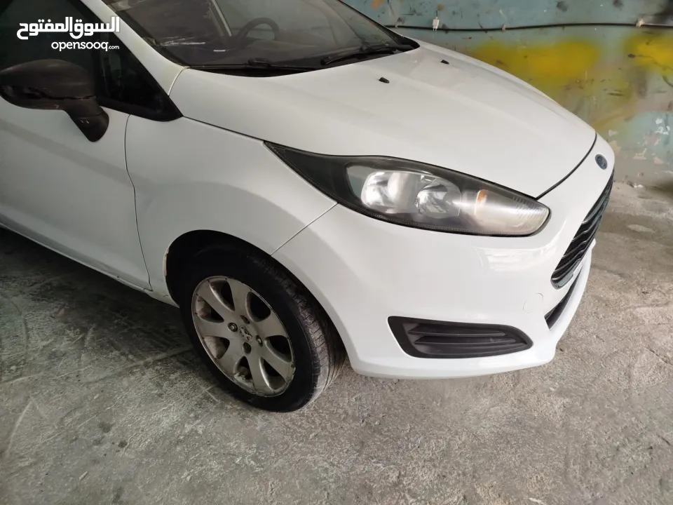 فورد فيستا 2014