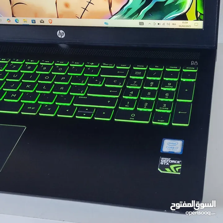 نوع الجهاز اتش بي بافليون  نوع المعالج core i7 HQ  الجيل السابع