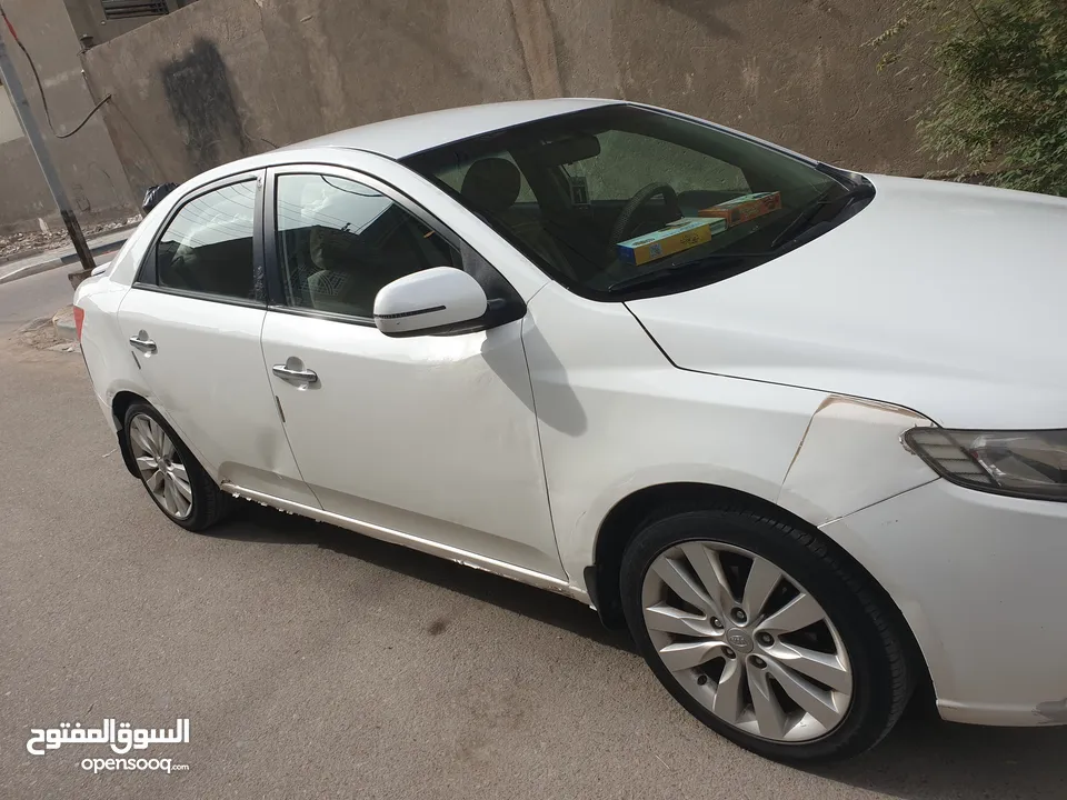 تسعة عشر مليون دينار  كيا سيراتو-2013 الشكل القديم* *رقم بصرة حرف ف**  *Kia Cerato 2013* *Basra -F*