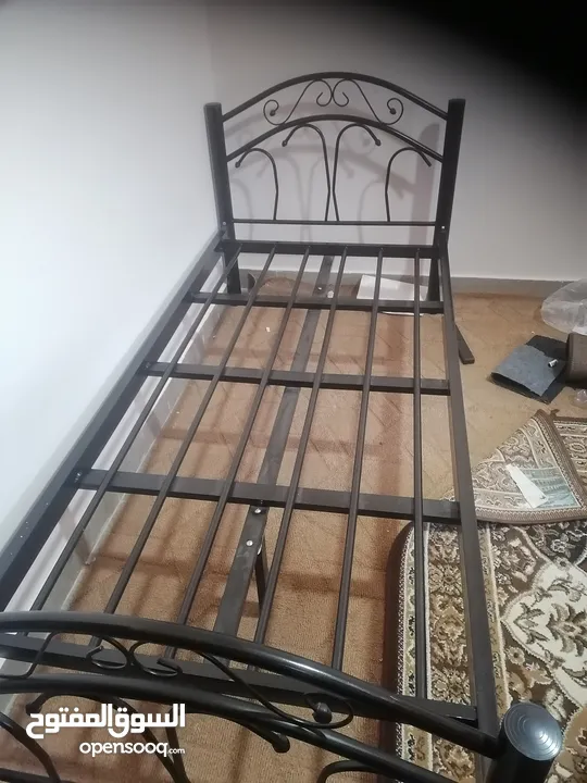 تختين للبيع