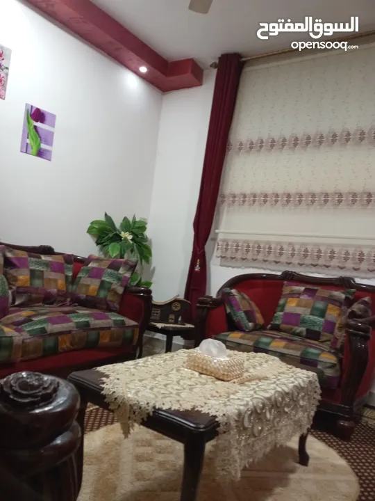 طقم كنب خشب زان محفر فخم تنجيد جديد.... حجم جامبو 7مقاعد ....مريح للظهر والجلوس
