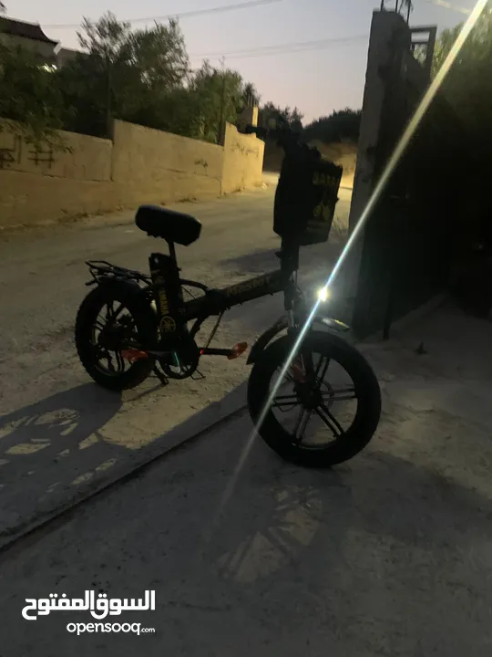 بسم الله موجود بسكليت كهربا عجل عريض جنط مغنيسيوم بسكليت نضيف وحالتو جديده مستعمل مش مهيون بطاريه 48