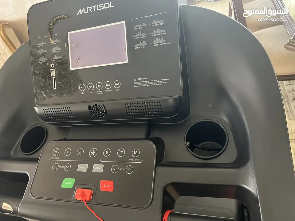 للبيع جهاز سير كهربائي (treadmill) من murtisol الجهاز شبه جديد.