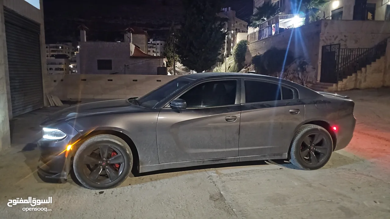 دودج تشارجر 2016