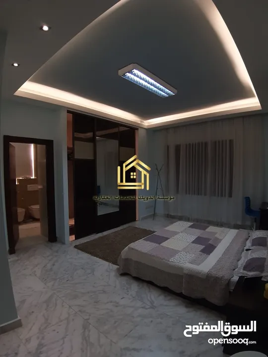 فيلا فاخرة مفروشة / مميزة بإطلالات رائعة اعلان رقم ( V10 )