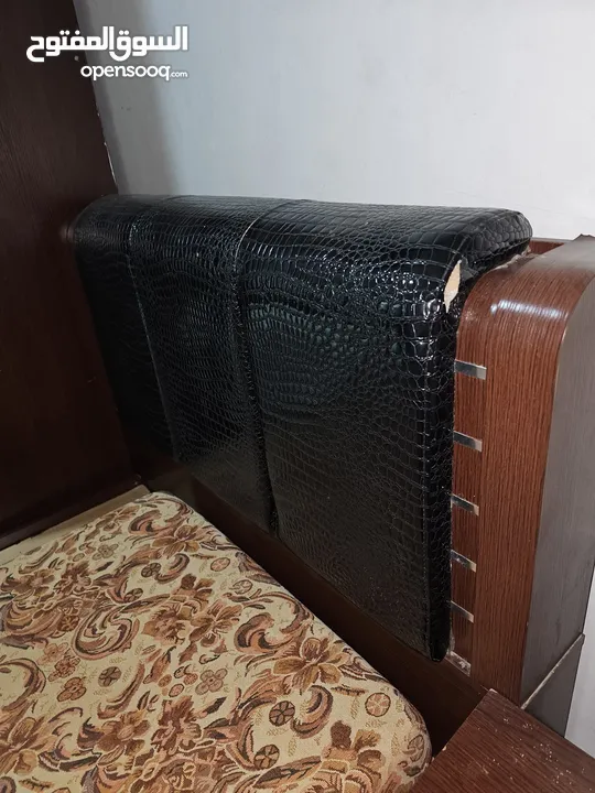 غرفة نوم شبابيه بحاله جيده