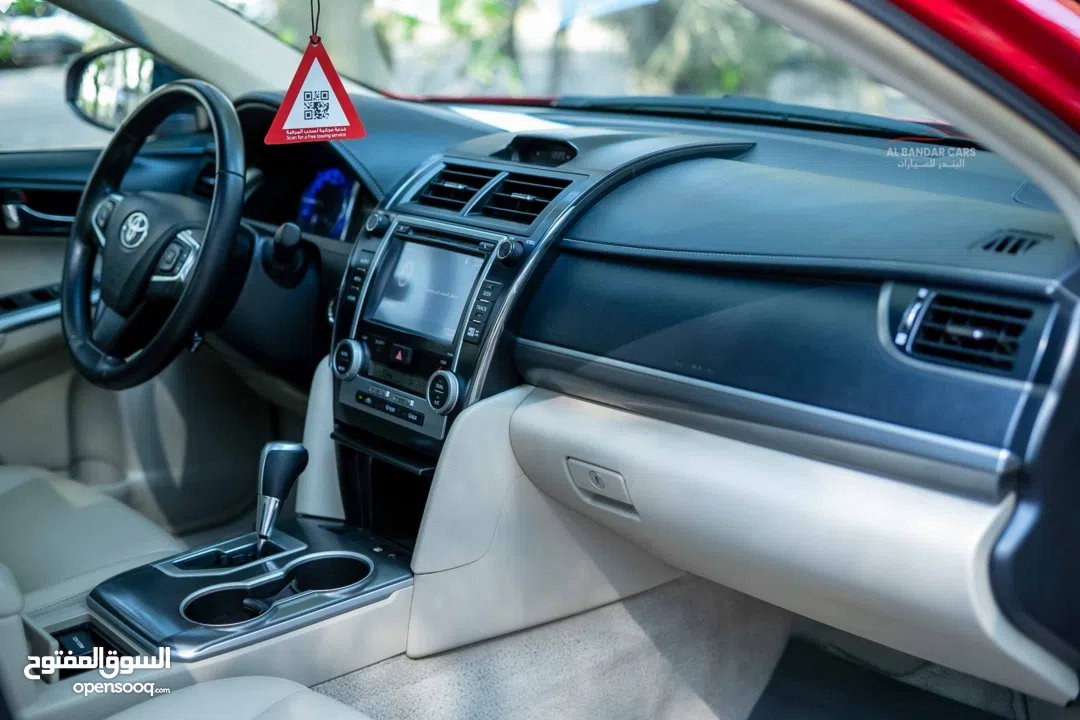 TOYOTA CAMRY – FULL OPTION 2017 RED BEST PRICE EXCELLENT CONDITION