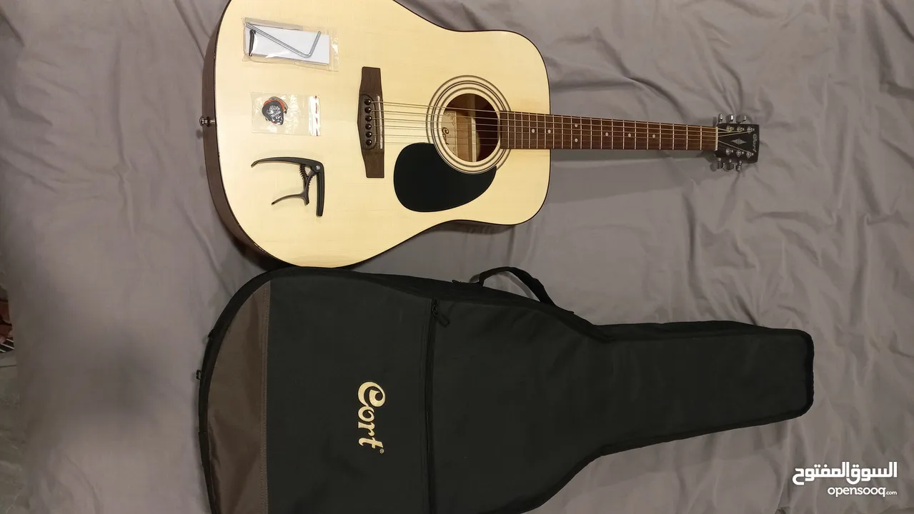 Acoustic guitar - Cort brand