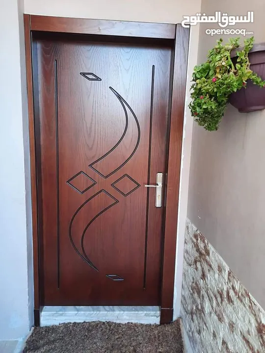 نجار متنقل معلم لتصليح كافة الأعمال الخشبية أبواب ، غرف نوم ،حلوق