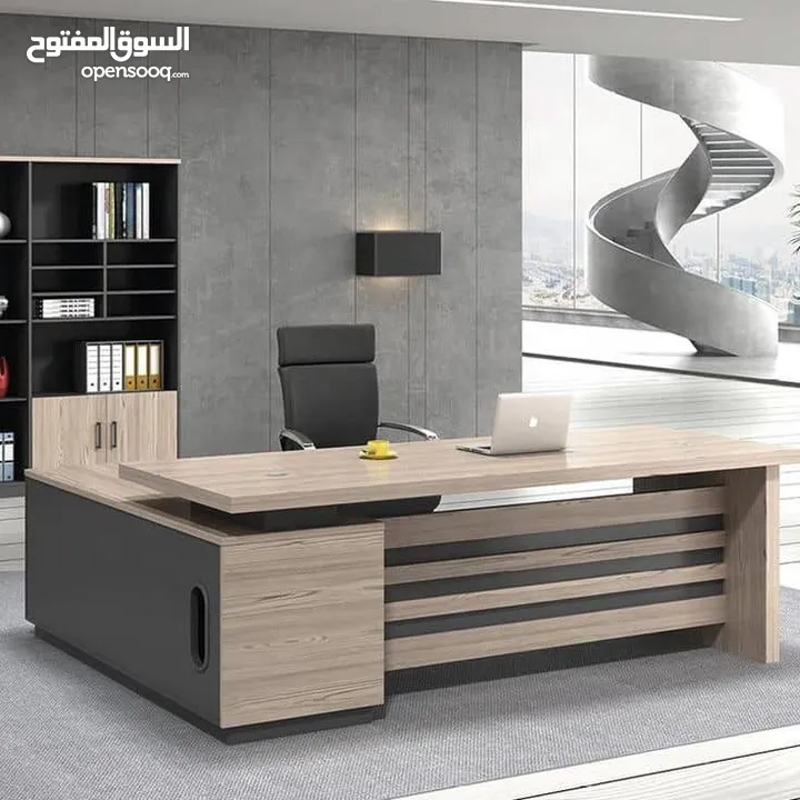 عروض تصل إلى 50٪ على مكاتب المدير