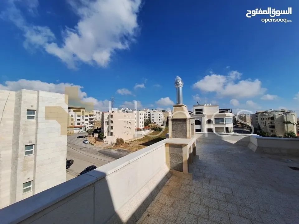 شقق دوبلكس اخير مع روف للبيع في دير غبار بمساحة اجمالية 300م