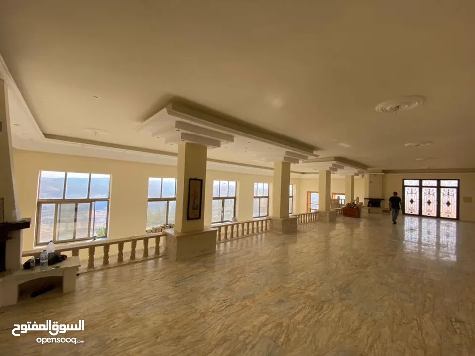 قصر على أعلى نقطة خربة الطوي على 10 دنمات