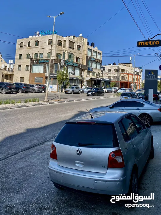 بولو 2004اتوماتيك فحص ممتاز ترخيص وتامين لشهر 1 بدها ماطور