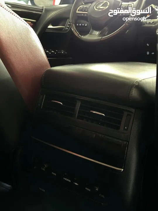 Lexus LX570 2019